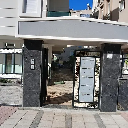 Apartman Sade Evler 1 *